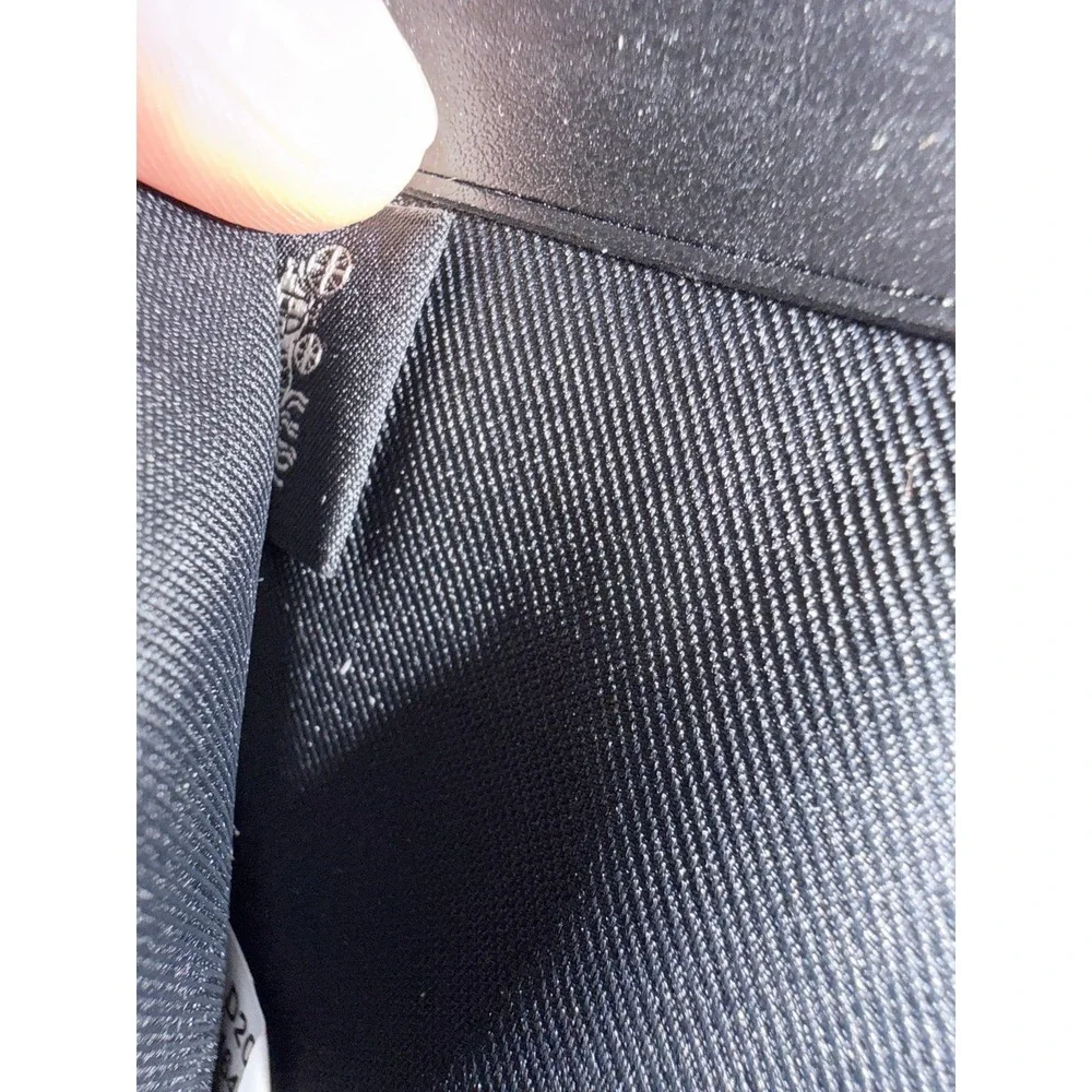 COACH‎ Black Zip-Around Pebbled  Leather Wallet with Logo and Credit Card Slots